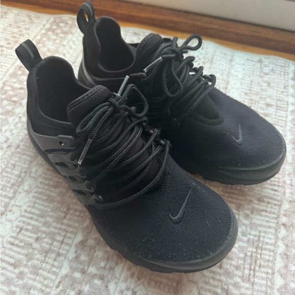 Nike Air Presto 2021 Black Size 7 - Picture 2 of 3